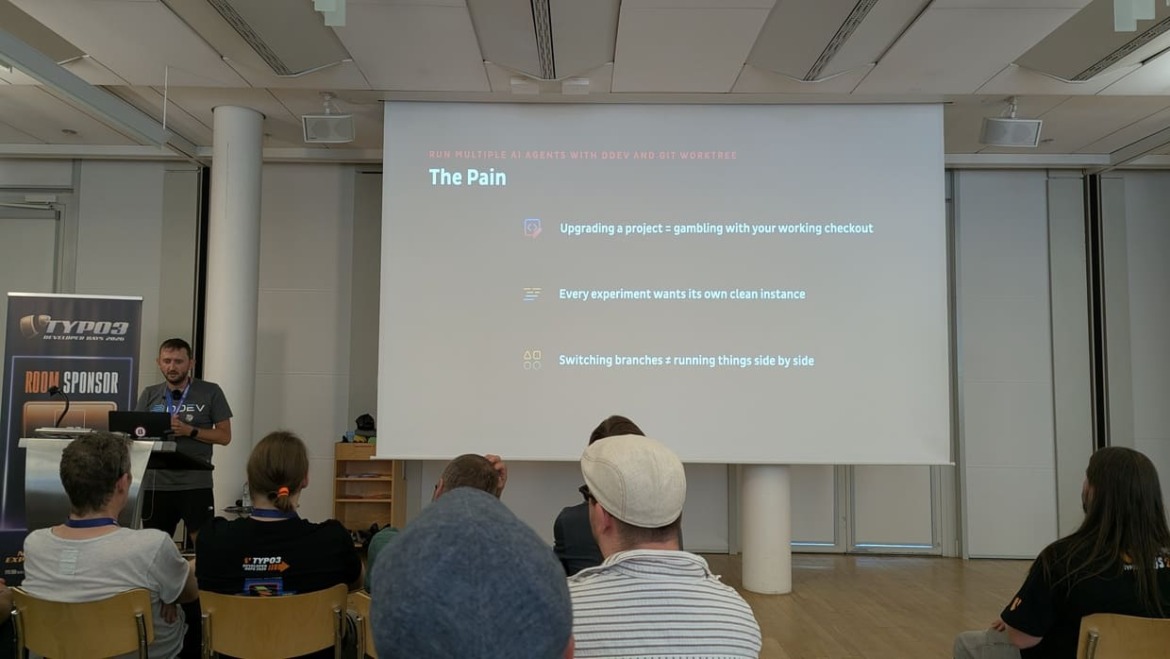 TYPO3 Developer Days 2026 Vortrag zum Thema Git Worktrees. Aktuelle Folie zeigt die aktuellen Probleme beim Upgrade, dass immer zwischen den Branches gewechselt werden muss